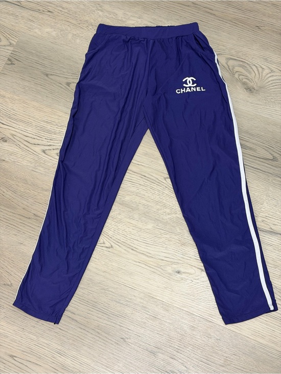 Pants - Chanel FASHION Joggers / Sweat Pants - size small - WORN ONCE